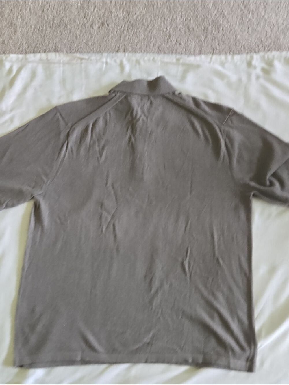 Uniqlo Men’s Polo Shirt in Olive - Picture 4 of 6